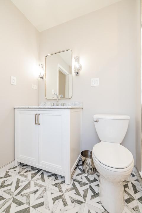 113 E 12th Ave, Naperville, IL 60563 photo 37