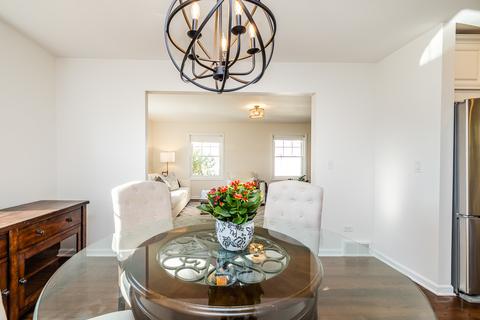 113 E 12th Ave, Naperville, IL 60563 photo 9