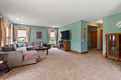3741 E Chestnut St, Kankakee, IL 60901 photo 10