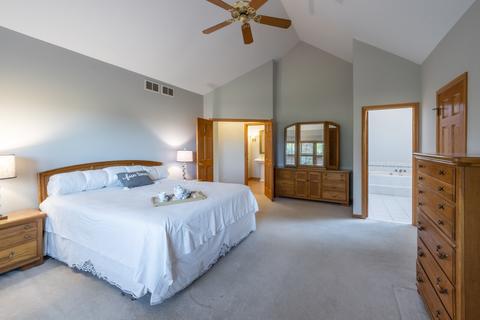 3590 Bunker Hill Dr, Algonquin, IL 60102 photo 8