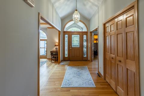 3590 Bunker Hill Dr, Algonquin, IL 60102 photo 2