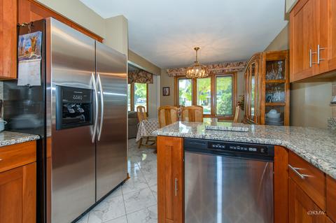 333 S Parkside Ave, Itasca, IL 60143 photo 10
