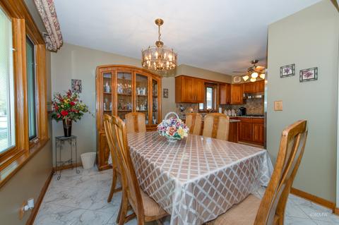 333 S Parkside Ave, Itasca, IL 60143 photo 9