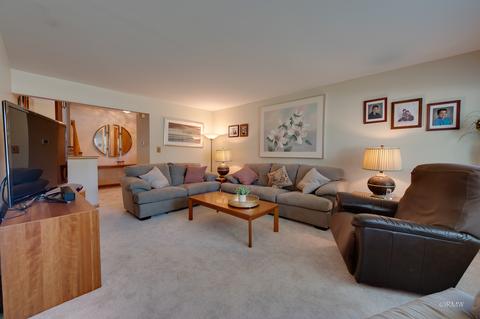 333 S Parkside Ave, Itasca, IL 60143 photo 5