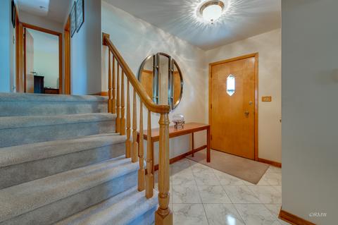 333 S Parkside Ave, Itasca, IL 60143 photo 3