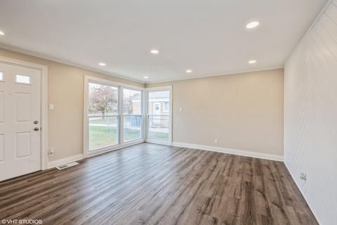 8321 S Keating Ave, Chicago, IL 60652 photo 6