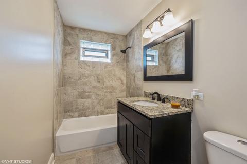 8321 S Keating Ave, Chicago, IL 60652 photo 9