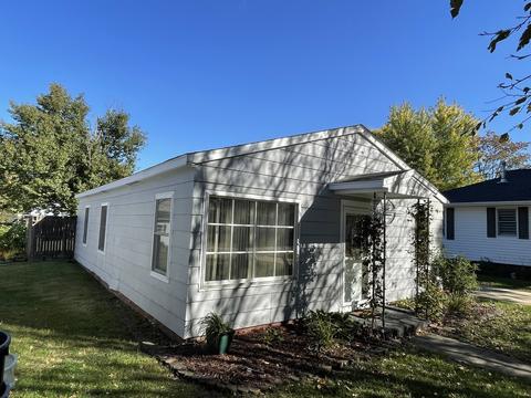 1506 E 15th St, Sterling, IL 61081 photo 4