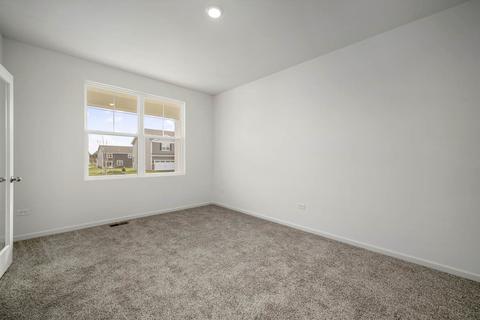 718 Slate Run, Elgin, IL 60124 photo 3