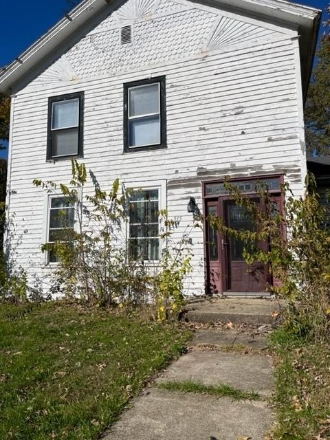 915 3rd St, Henry, IL 61537 photo 1