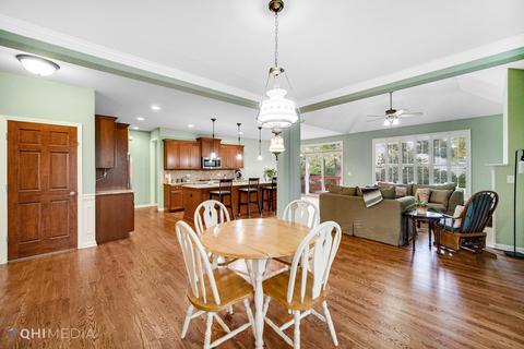 1345 Campbell Ave, Wheaton, IL 60189 photo 10