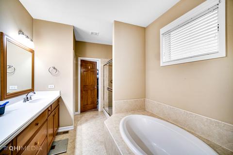 1345 Campbell Ave, Wheaton, IL 60189 photo 15