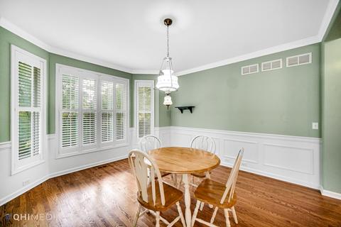 1345 Campbell Ave, Wheaton, IL 60189 photo 11