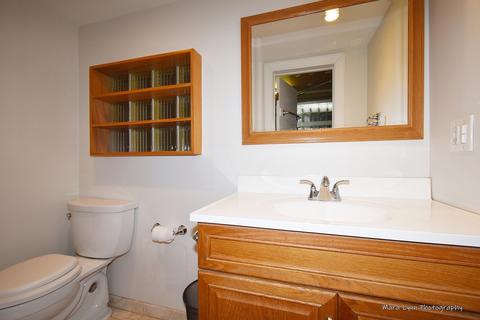 744 Diane Ave, Elgin, IL 60123 photo 23