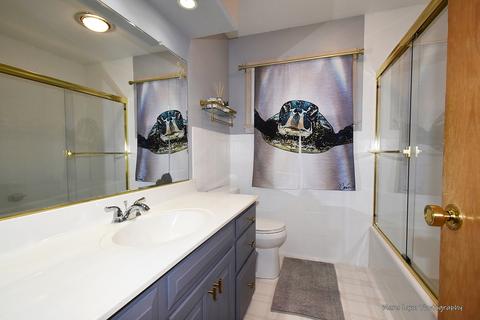 744 Diane Ave, Elgin, IL 60123 photo 22