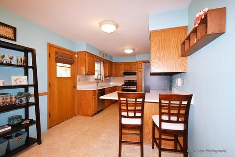 744 Diane Ave, Elgin, IL 60123 photo 10