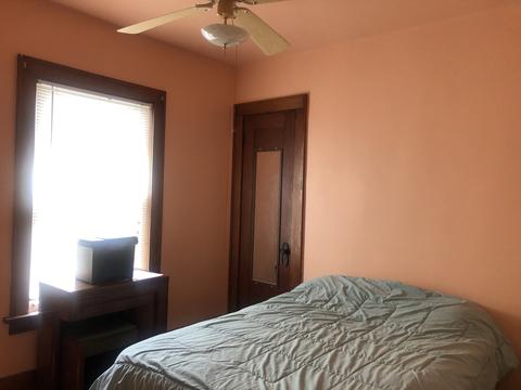 6516 Sinclair Ave, Berwyn, IL 60402 photo 5