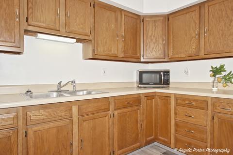 1905 Oak Dr, Mchenry, IL 60050 photo 8