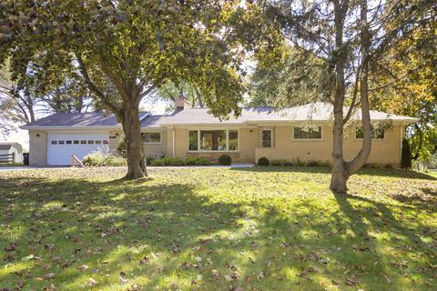 3511 W Gracy Rd, Mchenry, IL 60050 photo 1