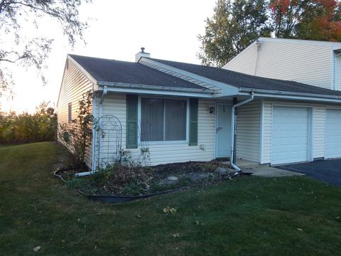 2518 Iris Ln, Crest Hill, IL 60403 photo 3