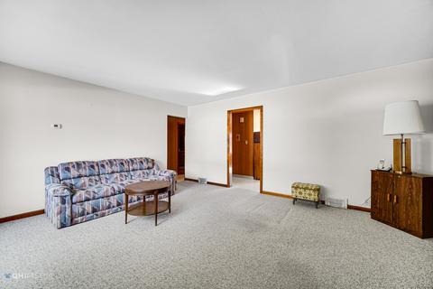 360 E 165th St, Harvey, IL 60426 photo 4
