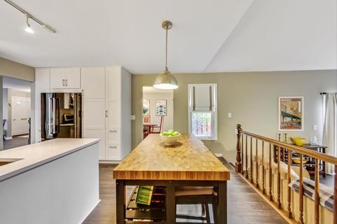 9024 Forestview Rd, Evanston, IL 60203 photo 9