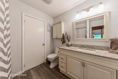 2547 Yarrow Ln, Rolling Meadows, IL 60008 photo 17