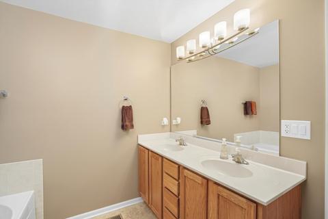 23853 Mc Mullin Cir, Plainfield, IL 60586 photo 13