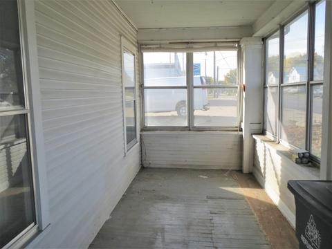 356 W Everett St, Dixon, IL 61021 photo 14
