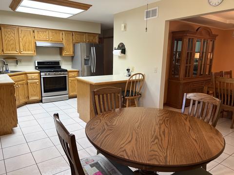 952 Edgewater Dr, Morris, IL 60450 photo 7