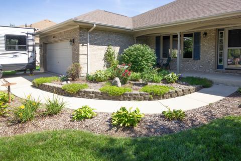 16021 S Dan Oconnell Dr, Plainfield, IL 60586 photo 3