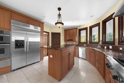 916 Elmdale Rd, Glenview, IL 60025 photo 7