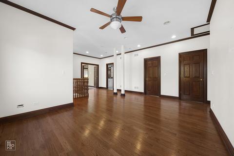 916 Elmdale Rd, Glenview, IL 60025 photo 8