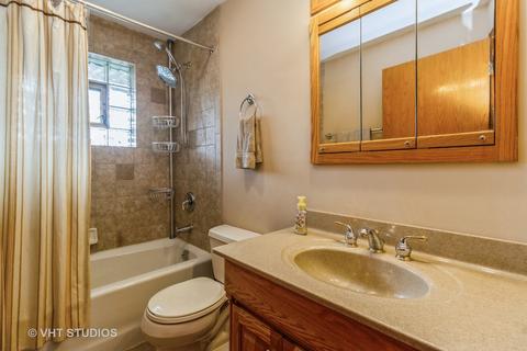 7807 W 74th Pl, Bridgeview, IL 60455 photo 13