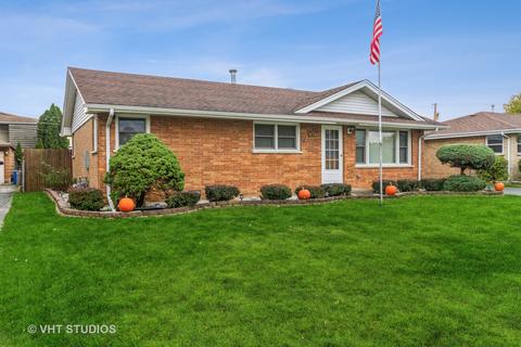 7807 W 74th Pl, Bridgeview, IL 60455 photo 2