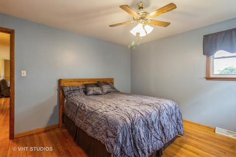 7807 W 74th Pl, Bridgeview, IL 60455 photo 11