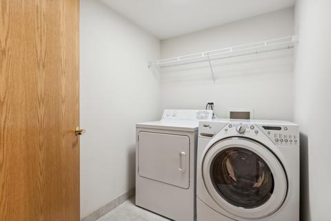 1477 E Thacker St #204, Des Plaines, IL 60016 photo 11