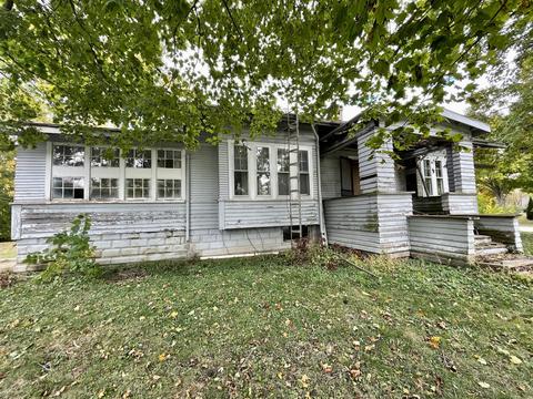 422 Maple St, Chenoa, IL 61726 photo 3
