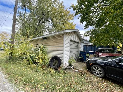 422 Maple St, Chenoa, IL 61726 photo 8