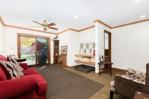 1601 Maple St, Glenview, IL 60025 photo 5