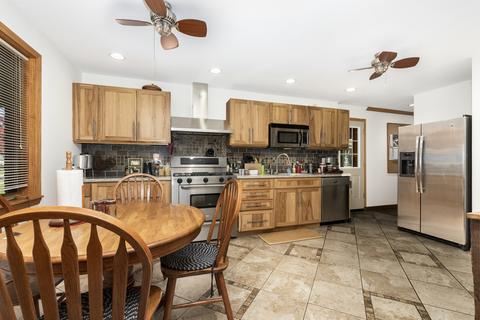 1601 Maple St, Glenview, IL 60025 photo 6