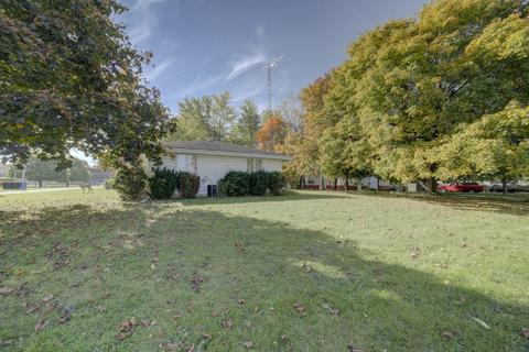 405 Deitrick St, Donovan, IL 60931 photo 3