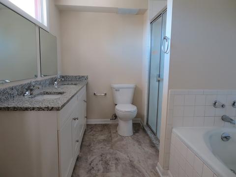 1225 Blackhawk Dr, Elgin, IL 60120 photo 8