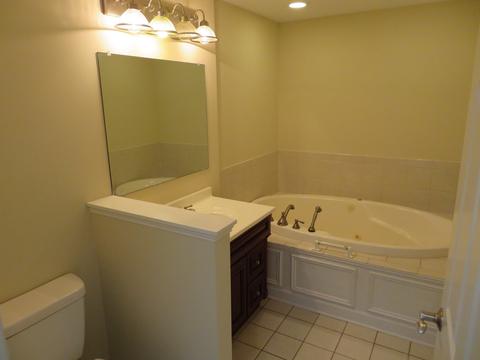 1225 Blackhawk Dr, Elgin, IL 60120 photo 6