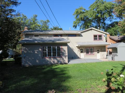 1225 Blackhawk Dr, Elgin, IL 60120 photo 3