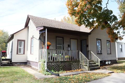 481 N Adams St, Kankakee, IL 60901 photo 1
