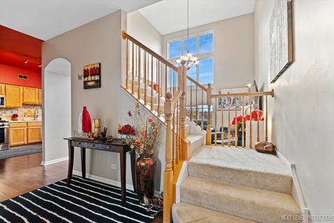 2376 Georgetown Cir, Aurora, IL 60503 photo 8