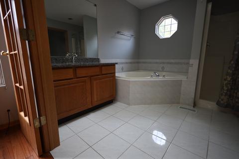 16508 Hillcrest Dr, Markham, IL 60428 photo 8