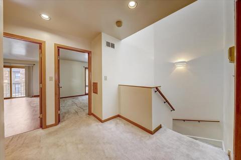 1025 E 54th St, Chicago, IL 60615 photo 23