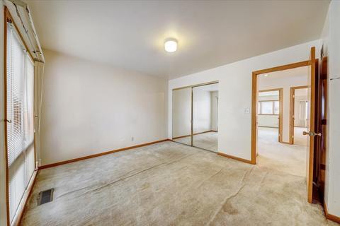 1025 E 54th St, Chicago, IL 60615 photo 33